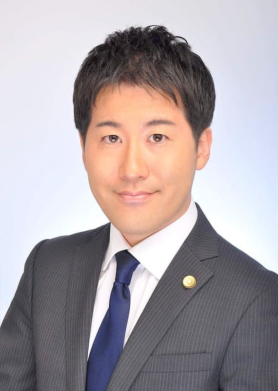 弁護士紹介 42 濱手亮輔