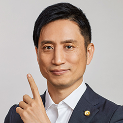 岡野タケシ弁護士